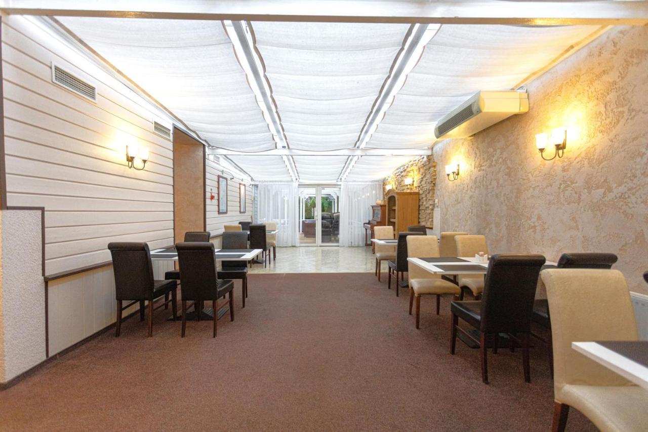 Jūrkalne Good Stay Eiropa Hotel Economy מראה חיצוני תמונה