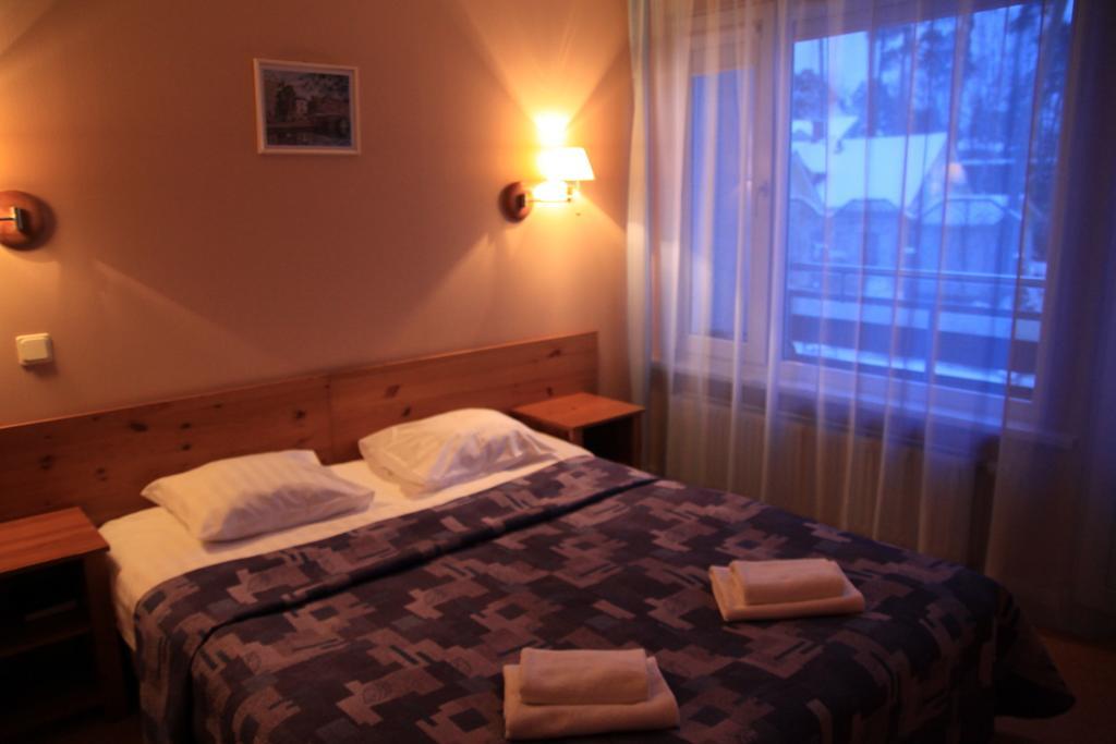 Jūrkalne Good Stay Eiropa Hotel Economy חדר תמונה